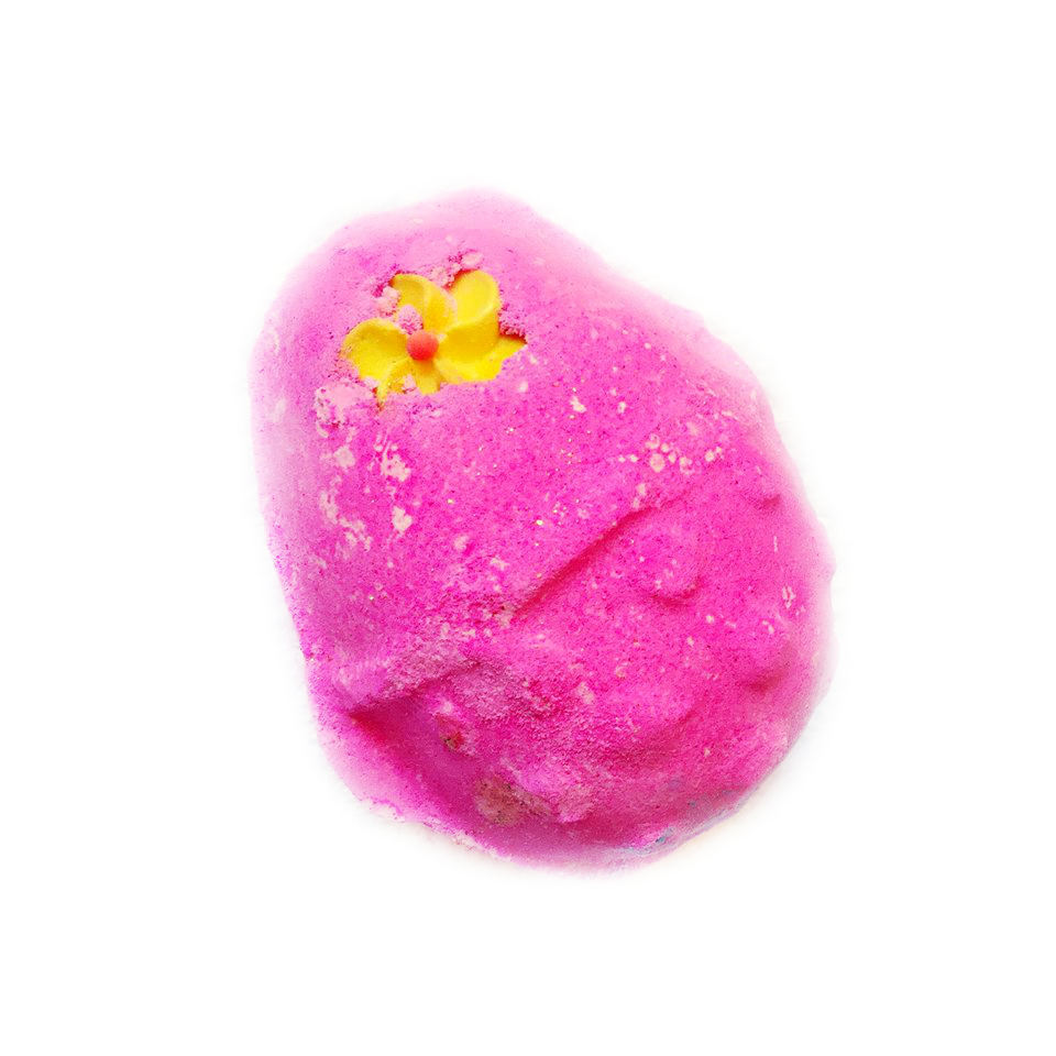 Fluffy Egg Bath Bomb.png